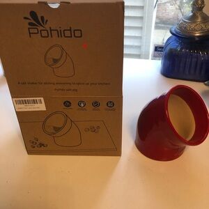 NIB POHIDO Salt shaker for storing seasoning –salt, pig